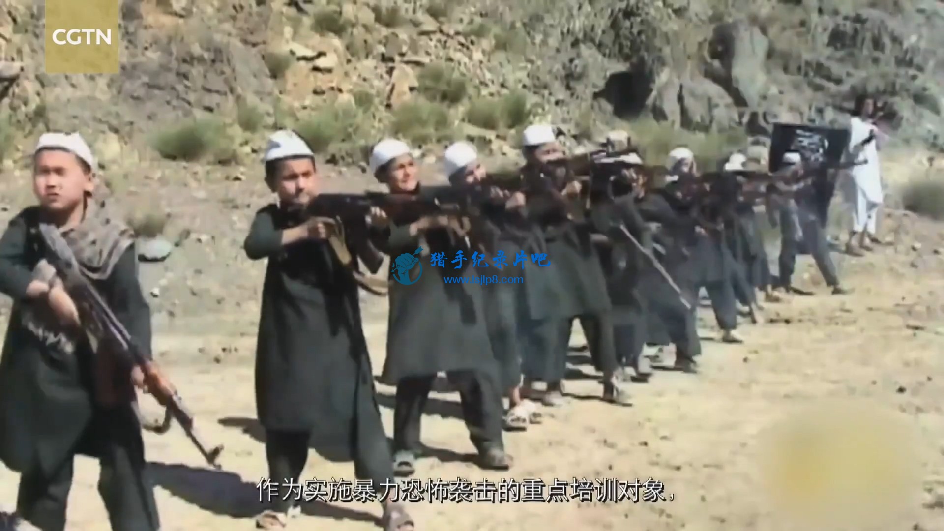 й½ǰ.Fighting.Terrorism.in.Xinjiang.2019.BD-1080p.X264.AAC.English.jpg